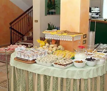 סירמיונה Hotel Marolda