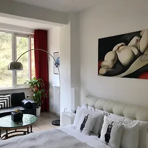 Gallery 2* Rome