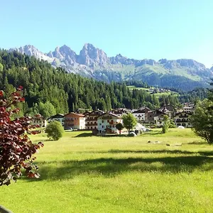 https://casa-soia.hotelinveneto.com
